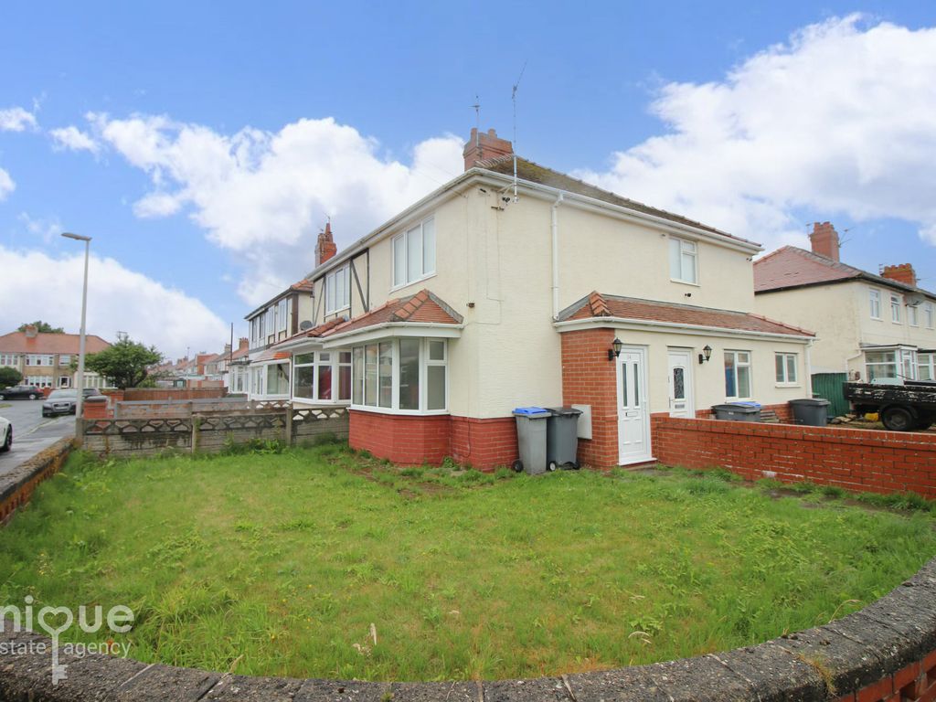 1 bed flat to rent in St. Davids Avenue, ThorntonCleveleys FY5, £695