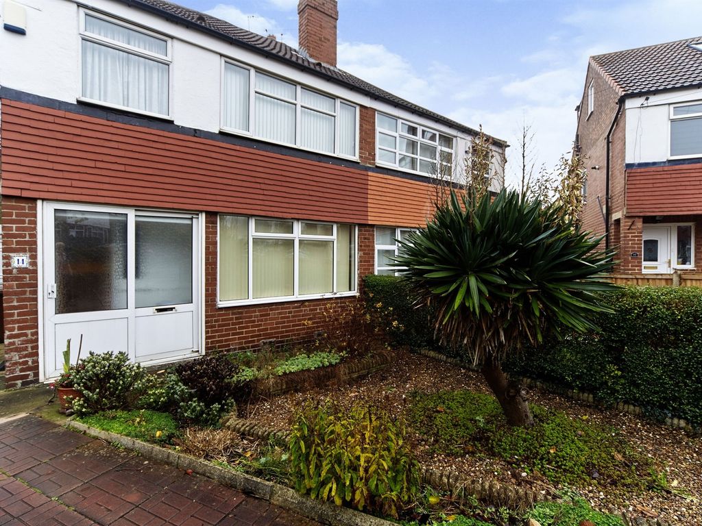 Foxwood Walk, Leeds LS8  