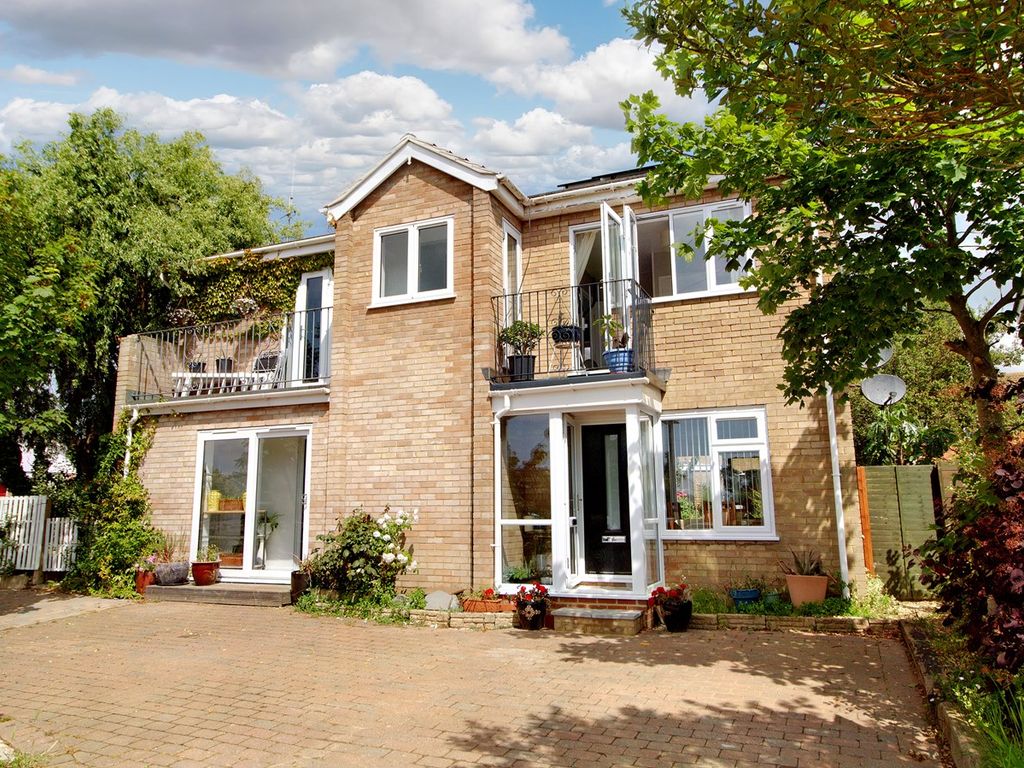 2 bed semidetached house for sale in Western Avenue, Felixstowe IP11, £330,000 Zoopla