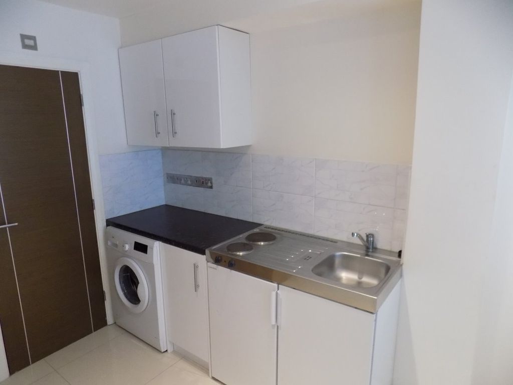 1 bed flat to rent in Hermitage Way, Stanmore HA7 Zoopla