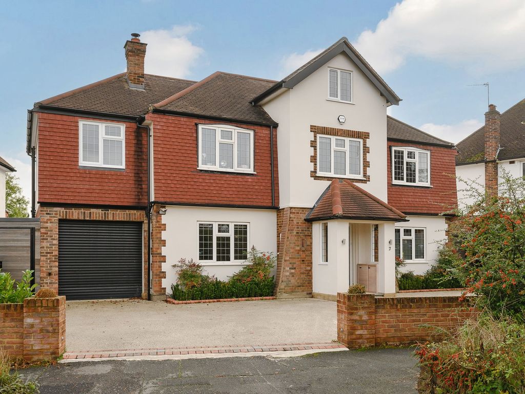 5 bed detached house for sale in Chesterfield Drive, Esher KT10 Zoopla