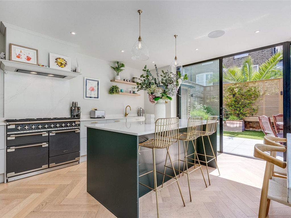 5 bed terraced house for sale in Kyrle Road, London SW11 Zoopla