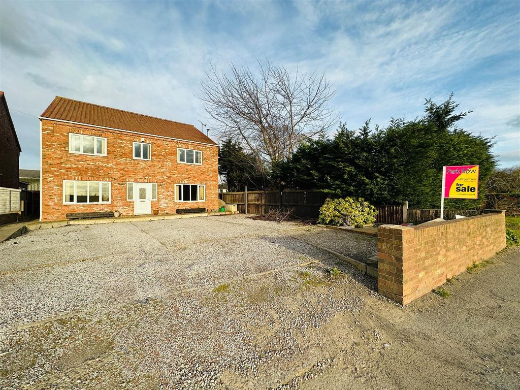 5 bed detached house for sale in Swinefleet Road, Goole DN14 Zoopla