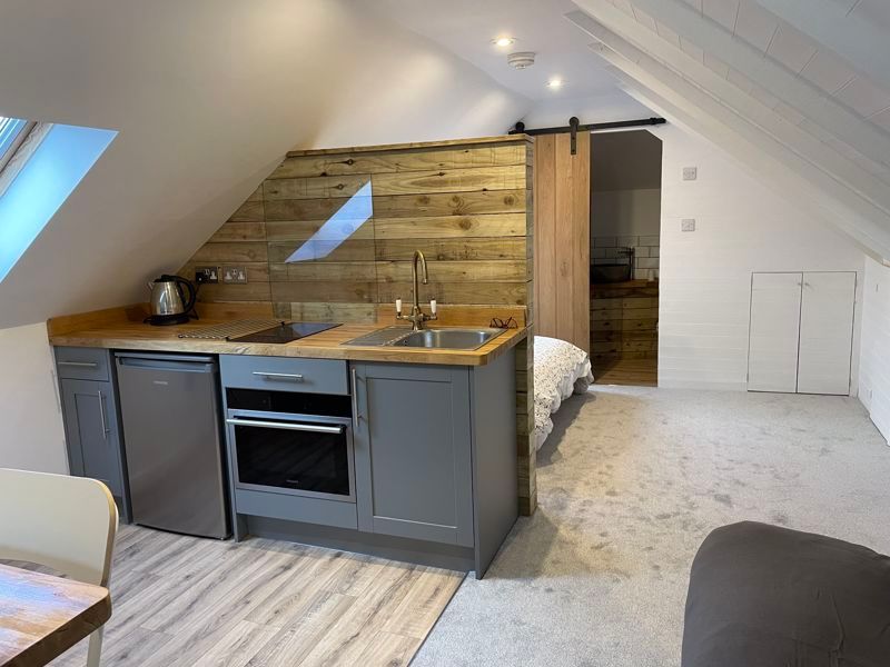 1 bed flat to rent in Manor Road, Wantage OX12, £950 pcm Zoopla