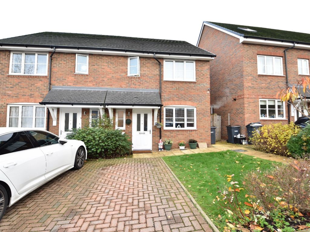 Sackville Road, Luton, Bedfordshire LU1  