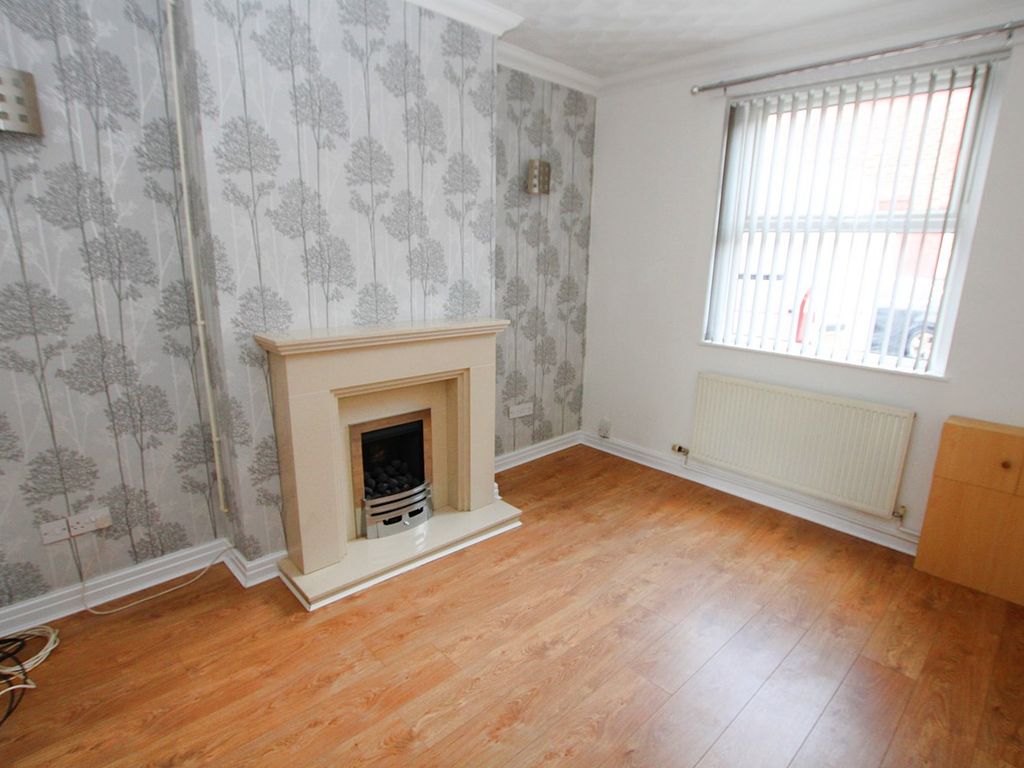 2 bed terraced house to rent in Oldham Street, Warrington WA4, £795 pcm