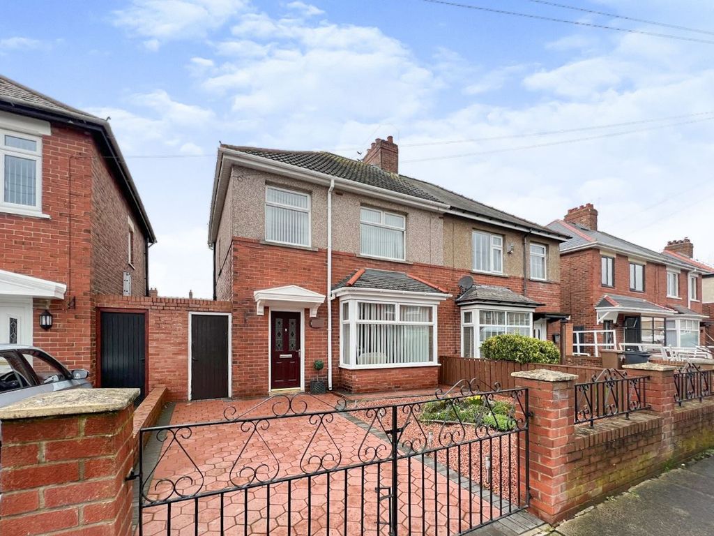 3 bed semidetached house for sale in Cartington Road, North Shields