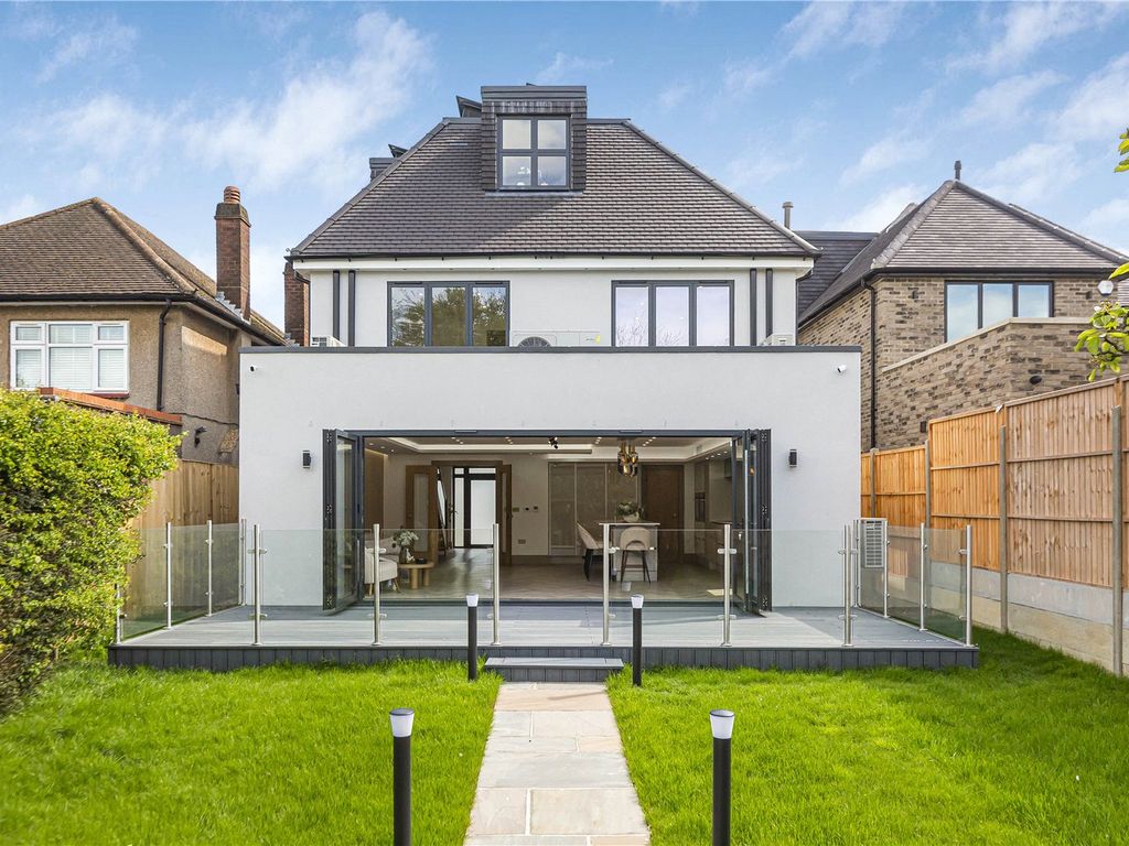 New home, 4 bed detached house for sale in Cavendish Road,