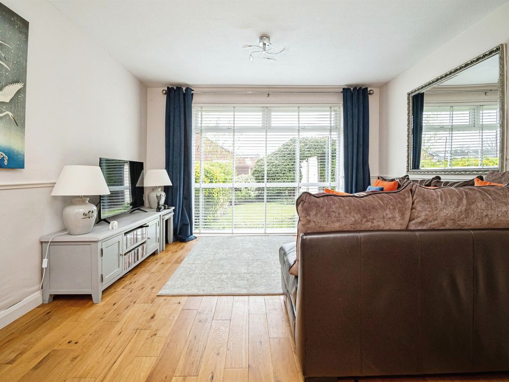 2 bed semidetached bungalow for sale in Formby Close, Cottingham HU16