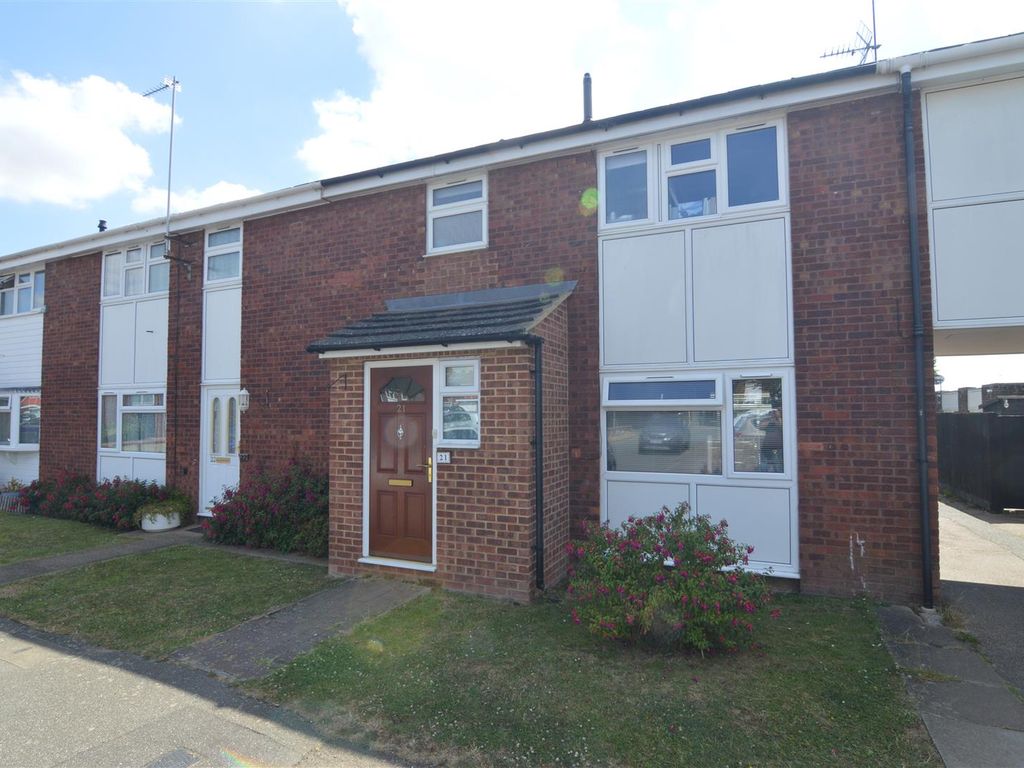 3 bed semidetached house for sale in Redwood Close, Witham CM8 Zoopla