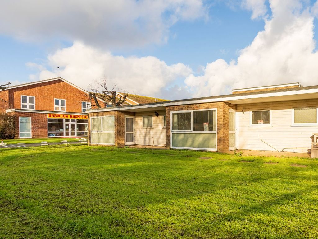 3 bed detached house for sale in Newport Road, Hemsby NR29, £40,000