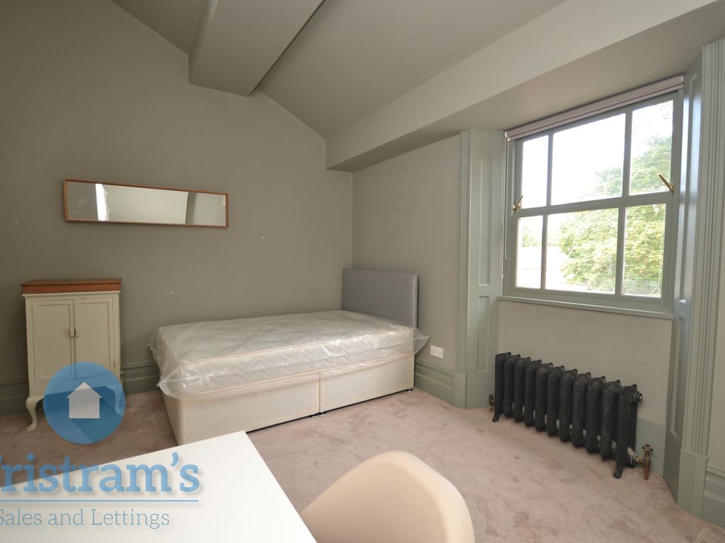 Room to rent in Room 4, Alfreton Road, Nottingham NG7 Zoopla