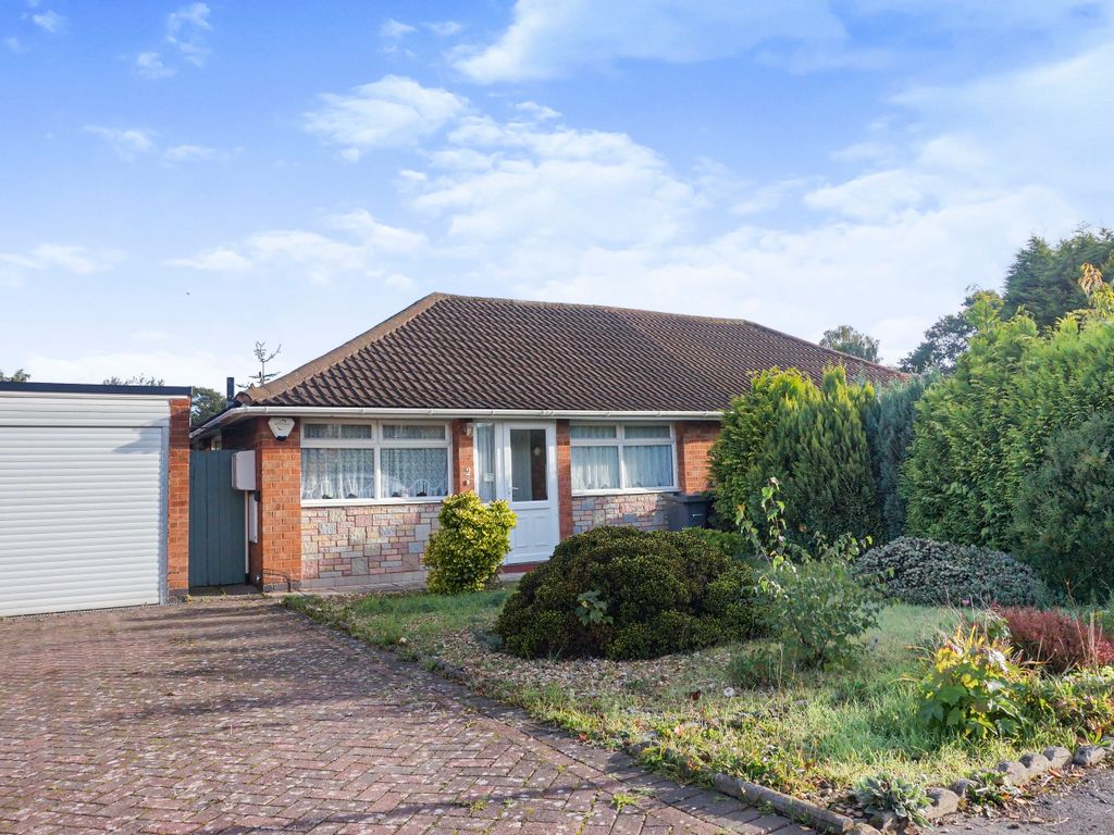 2 bed semidetached bungalow for sale in West Rise, Sutton Coldfield