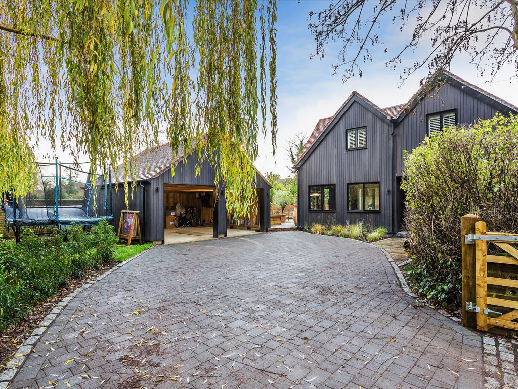 4 bed detached house for sale in The Street, Shalford, Guildford