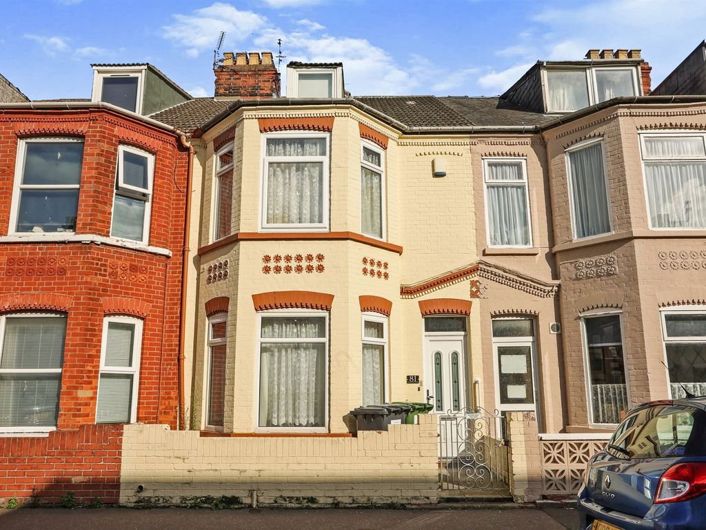 4 bed terraced house for sale in Walpole Road NR30 Zoopla