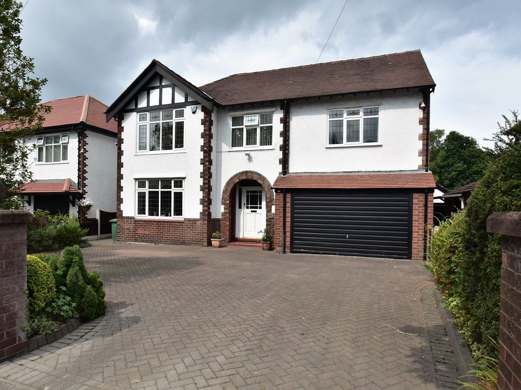5 bed detached house for sale in Bramhall Moor Lane, Hazel Grove