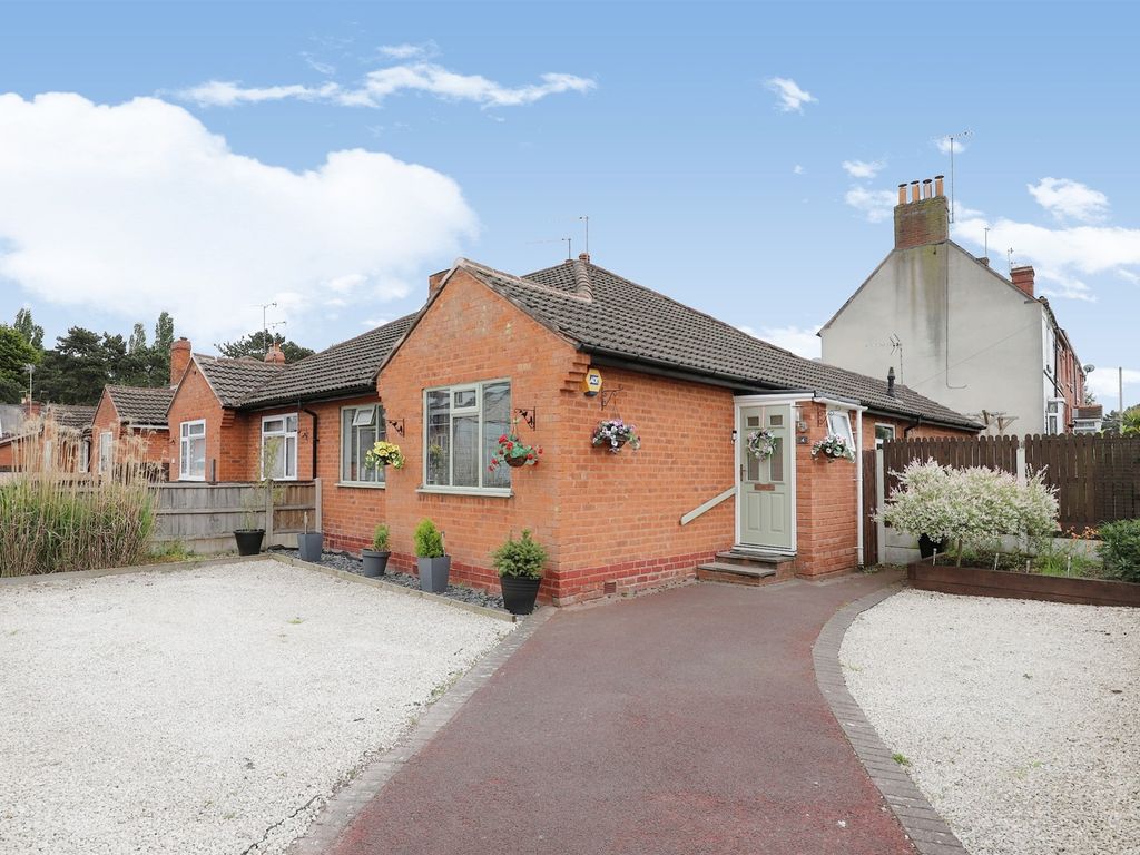 3 bed semidetached bungalow for sale in Greatfield Road, Kidderminster DY11 Zoopla