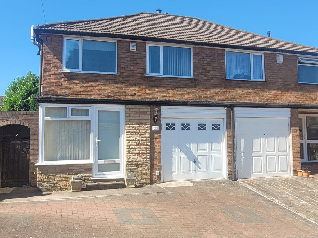 3 bed semidetached house to rent in Glenville Drive, Birmingham, West