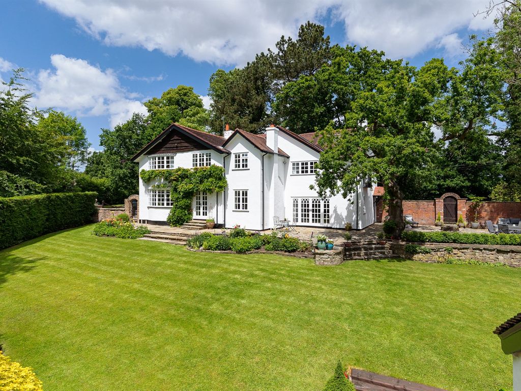 4 bed detached house for sale in Hollies Lane, Wilmslow SK9 Zoopla