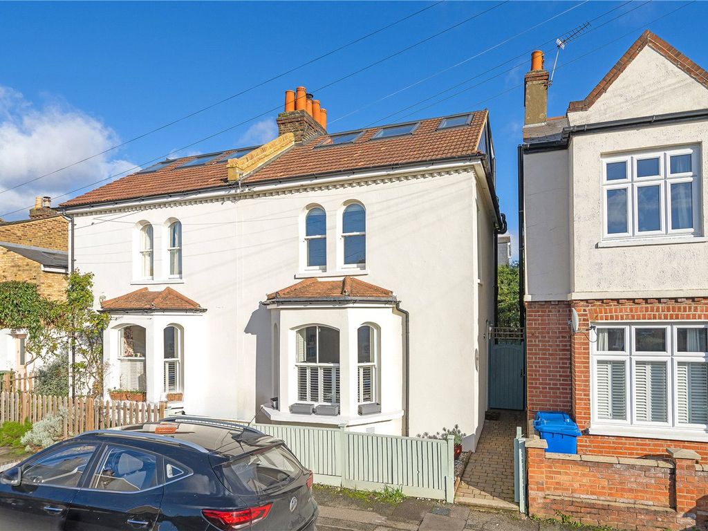 3 bed semidetached house for sale in Sartor Road, Nunhead, London SE15