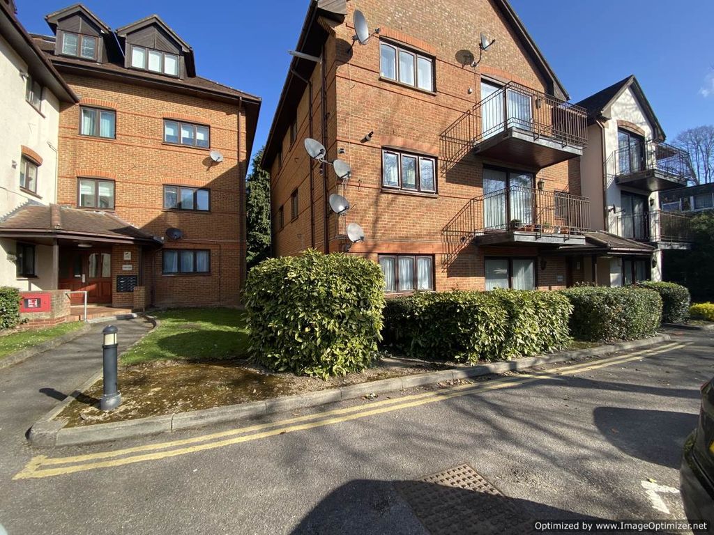 2 bed flat for sale in Uxbridge Road, Stanmore HA7 Zoopla