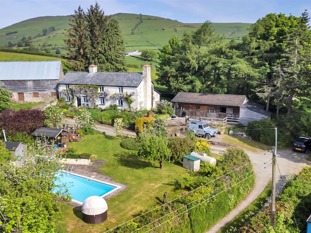 4 bed detached house for sale in Llanrhaeadr Ym Mochnant, Oswestry SY10