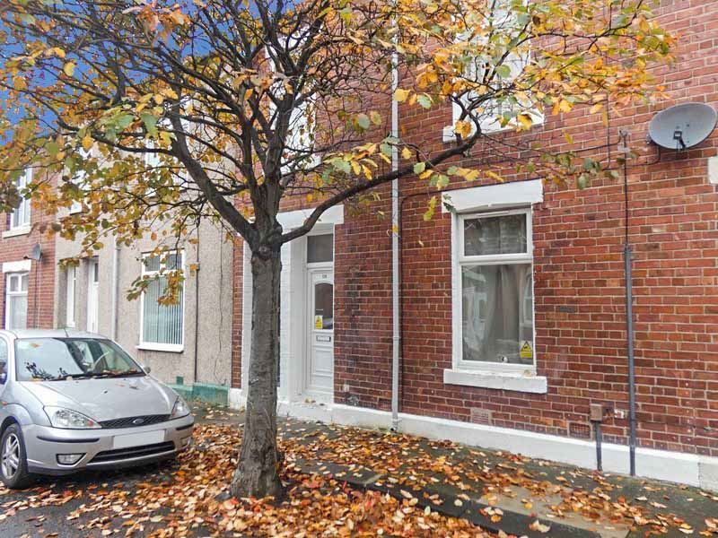 2 bed flat to rent in St. Pauls Road, Jarrow NE32, £525 pcm Zoopla