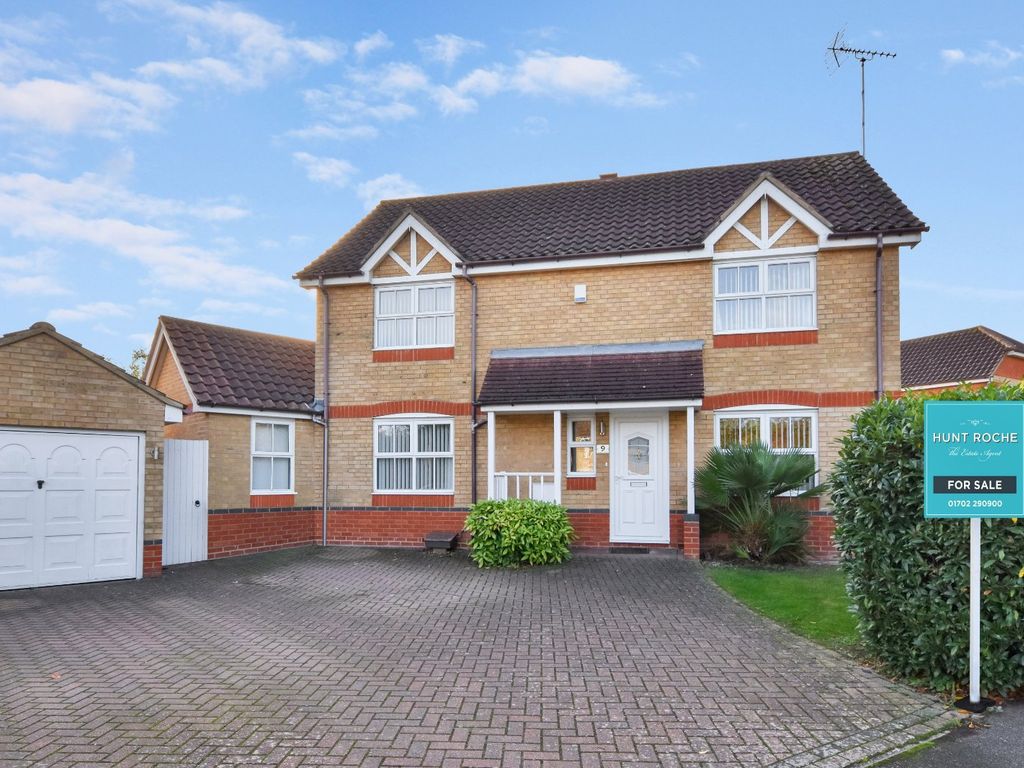 Heron Gardens, Rayleigh, Essex SS6  