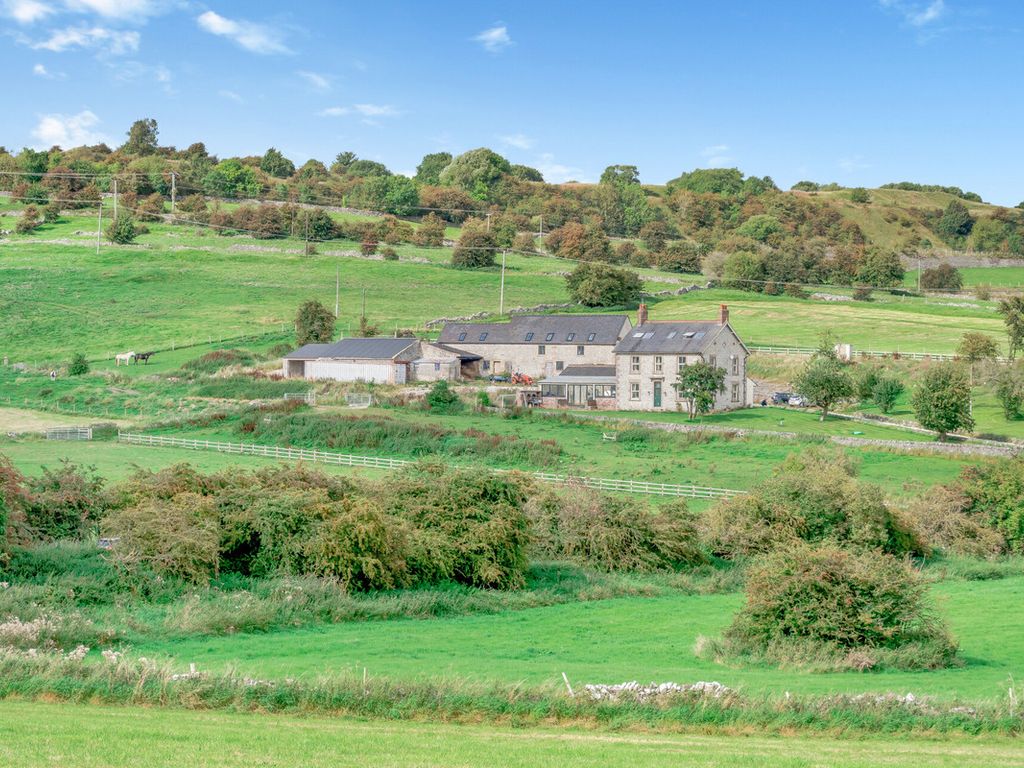 5 bed detached house for sale in Middleton, Matlock, Derbyshire DE4, £