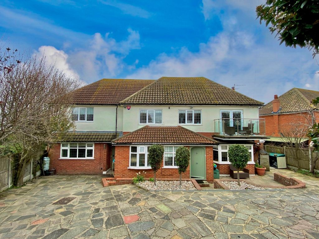 4 bed detached house for sale in North Foreland Road, Broadstairs CT10