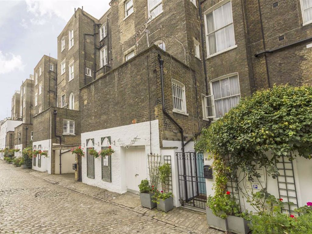 3 bed flat to rent in Westbourne Terrace Mews, London W2 Zoopla