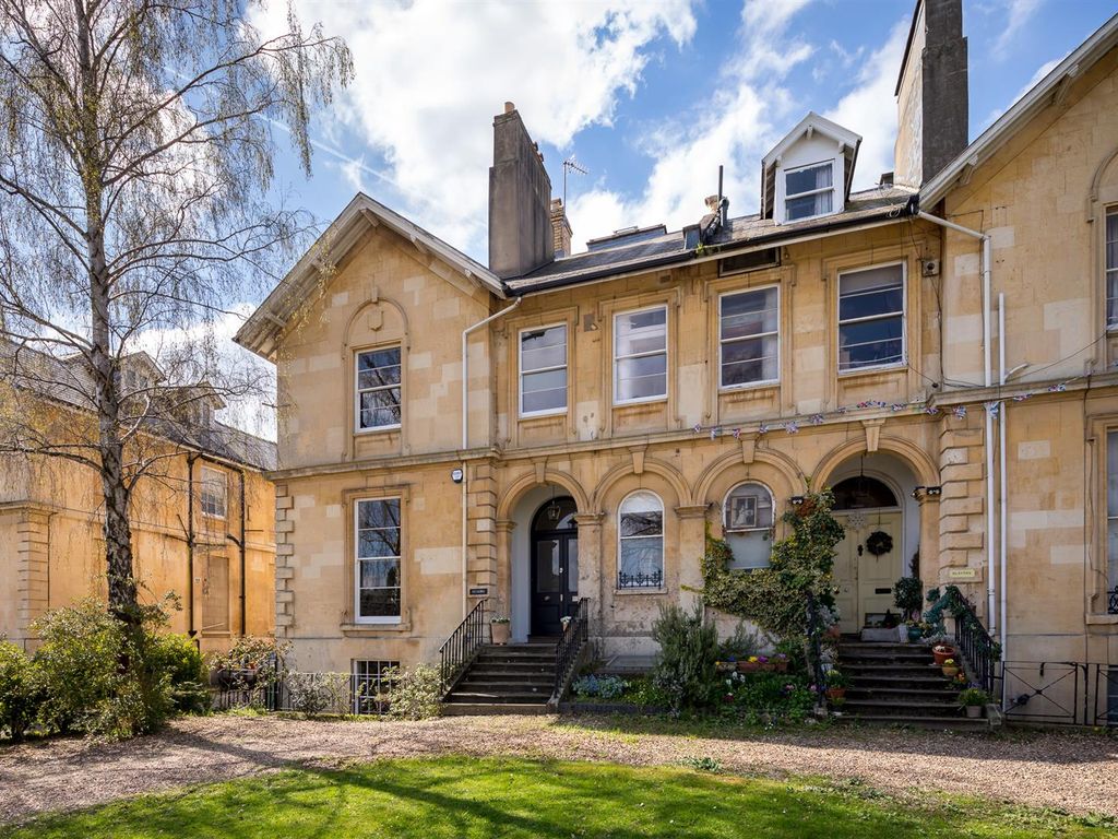 7 bed semidetached house for sale in Douro Road, Cheltenham GL50 Zoopla