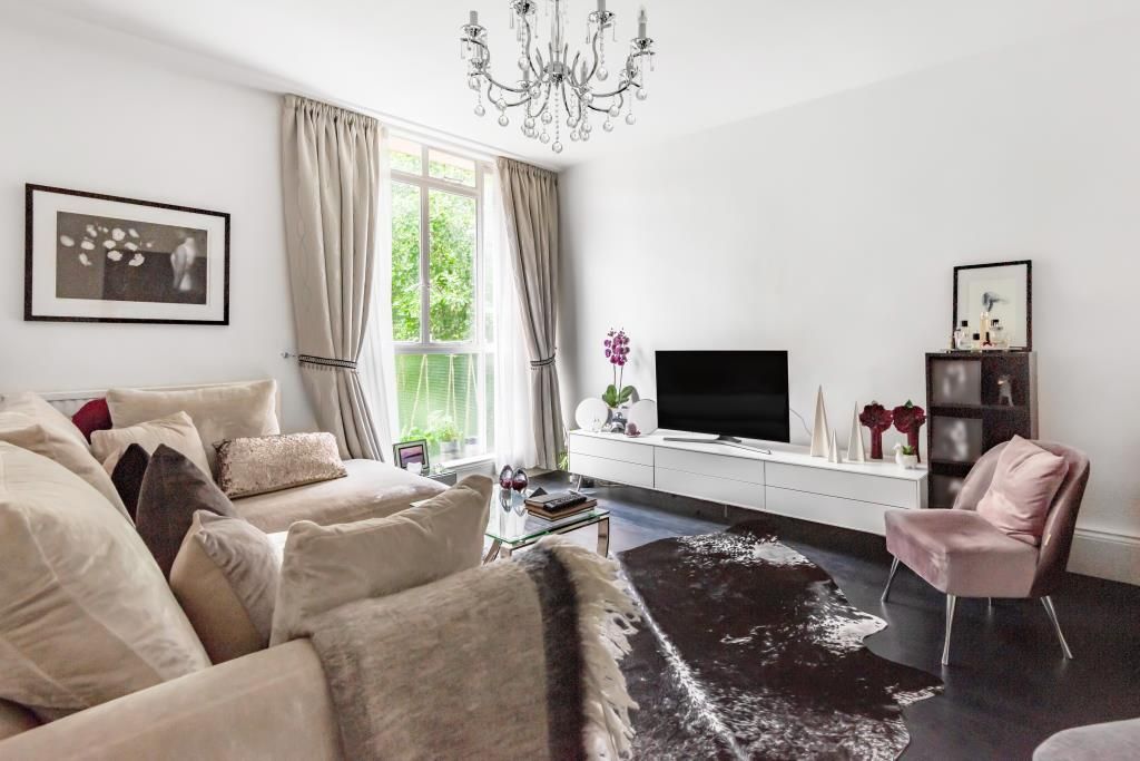 Exeter House, Westminster W2,  