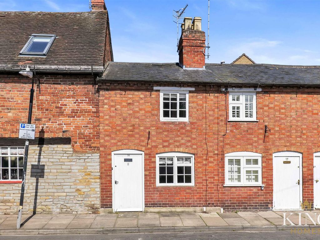 2 bed cottage for sale in College Lane, StratfordUponAvon CV37, £