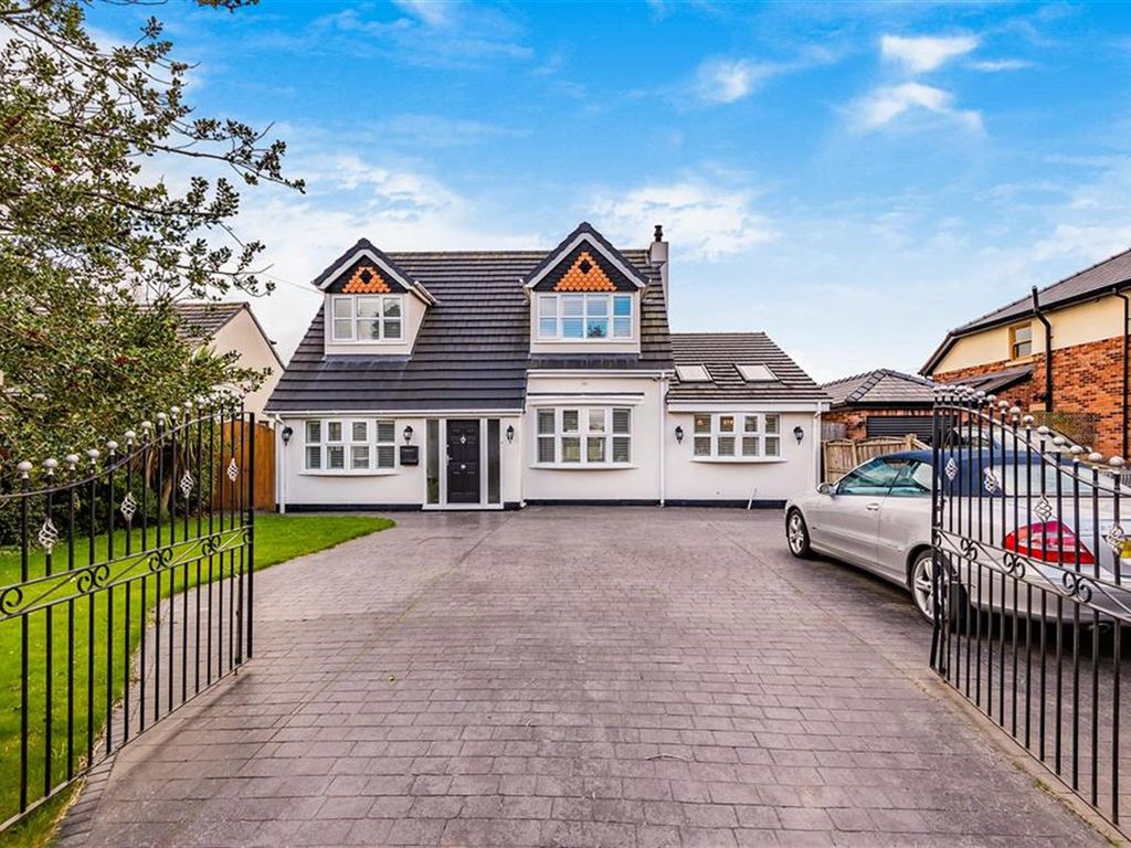 5 bed detached house for sale in Newton Road, Lowton, Warrington WA3