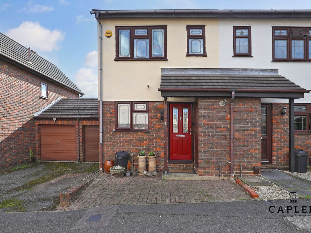 2 bed semidetached house for sale in Mountbatten Court, Buckhurst Hill