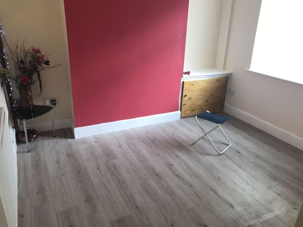 4 bed terraced house to rent in Hawthorne Street, Burslem, StokeOn