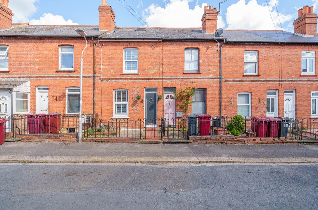 2 bed terraced house for sale in Collis Street, Reading, Berkshire RG2