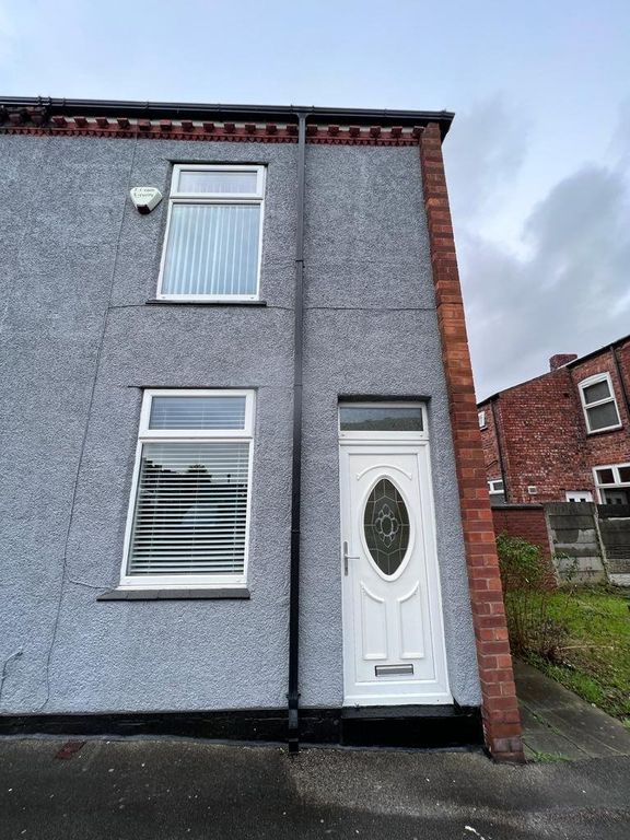 2 bed terraced house to rent in Crompton Street, Ince, Wigan WN3, £700