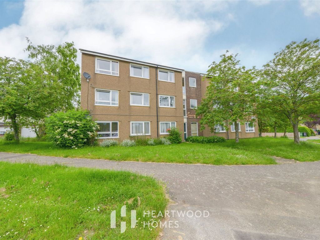 2 bed flat for sale in Nurseries Road, Wheathampstead, St. Albans AL4