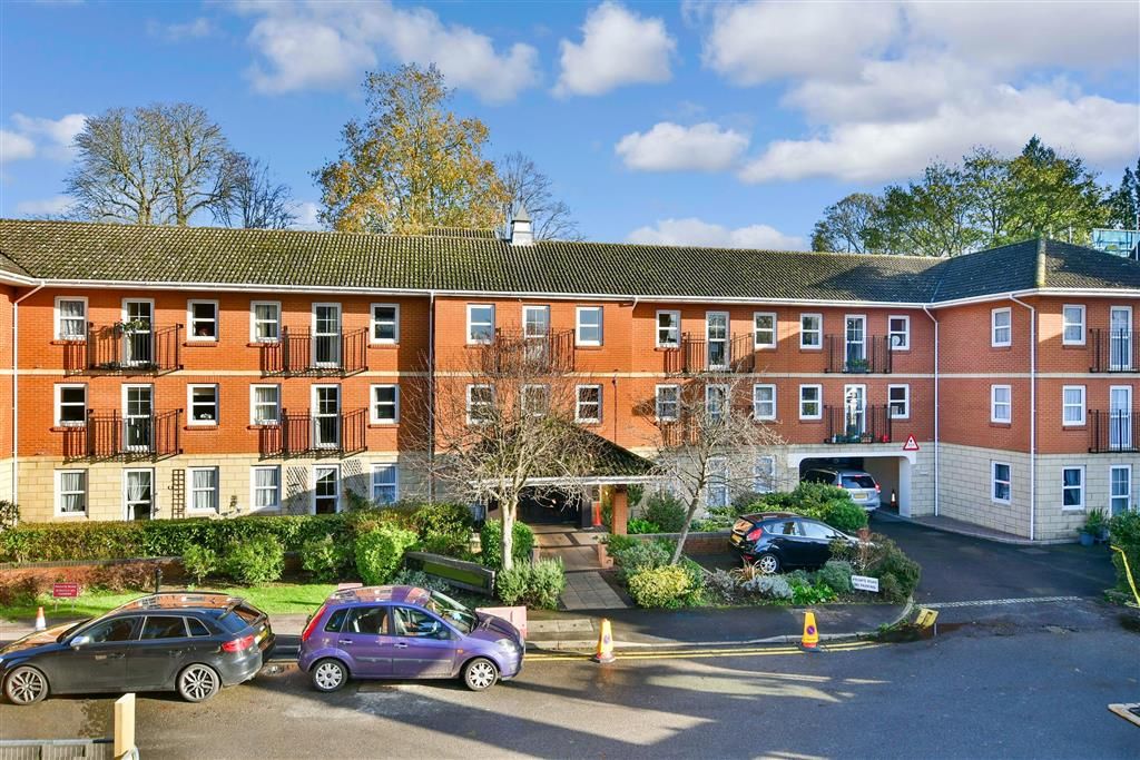 1 bed flat for sale in Roebuck Close, Reigate, Surrey RH2 Zoopla