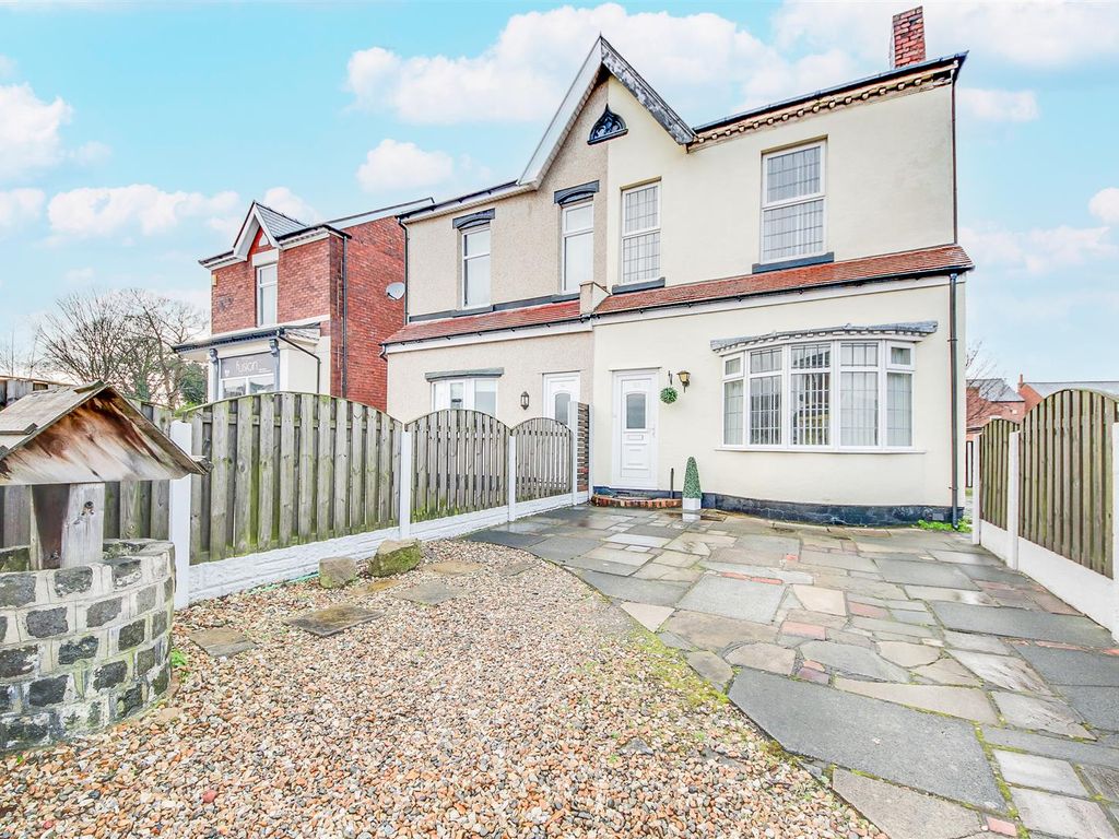 3 bed semidetached house for sale in Tithebarn Road, Southport PR8, £