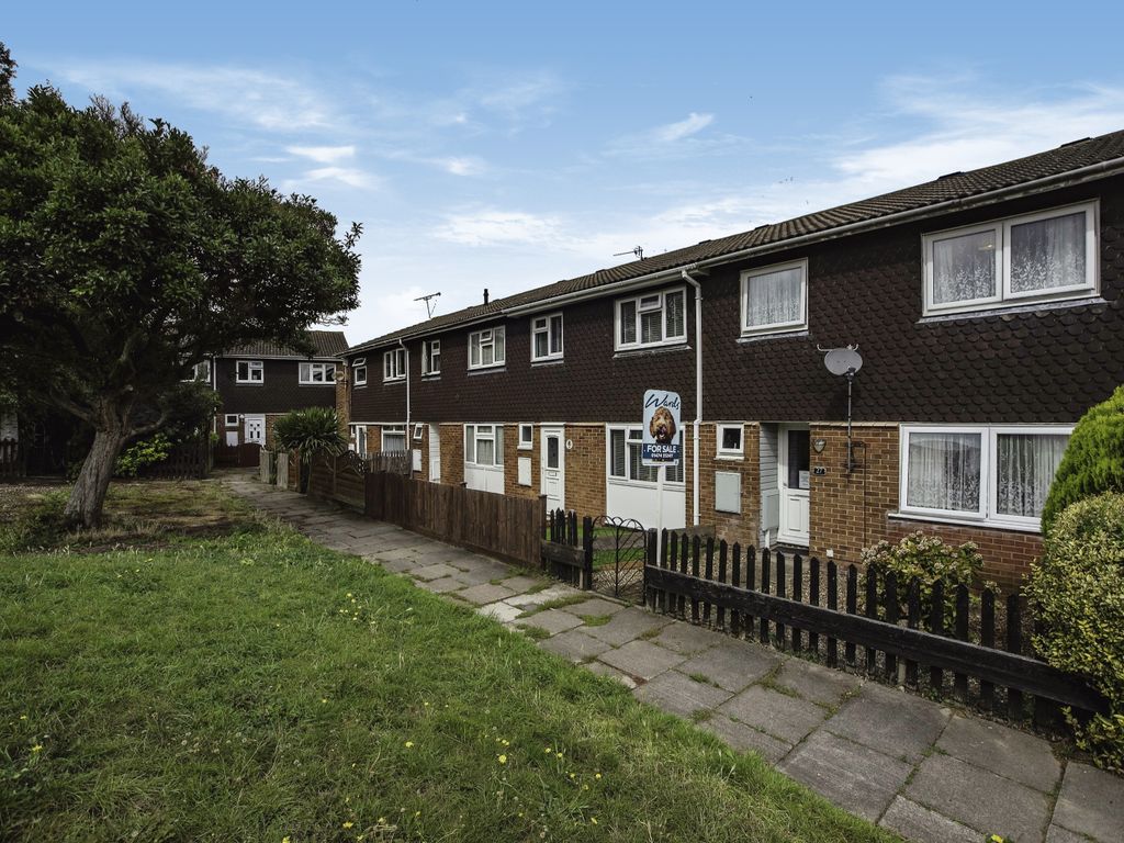 3 bed terraced house for sale in Cruden Road, Gravesend, Kent DA12, £