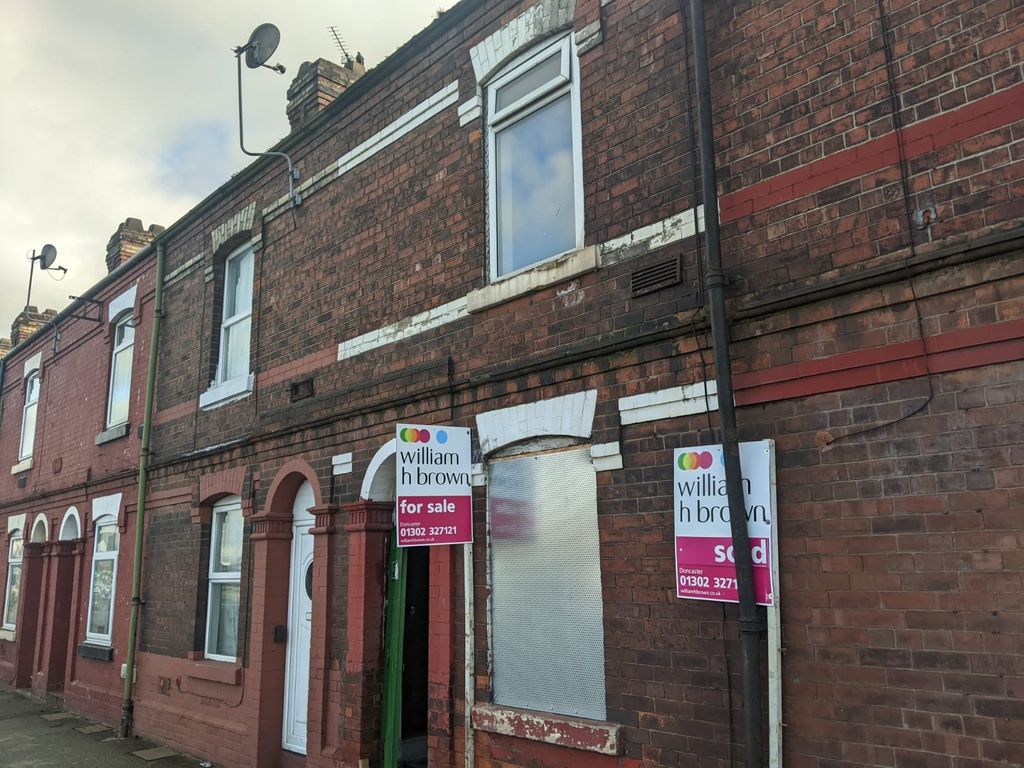 3 bed terraced house for sale in Dockin Hill Road, Town, Doncaster DN1