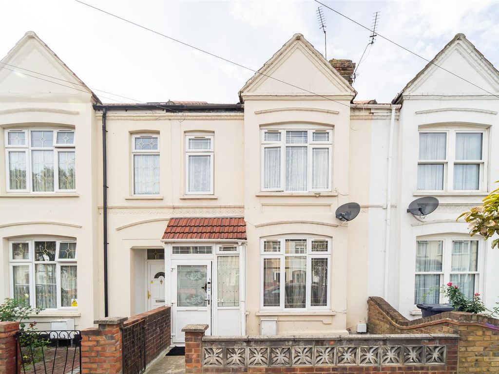 3 bed terraced house for sale in Hambrough Road, Southall UB1 Zoopla