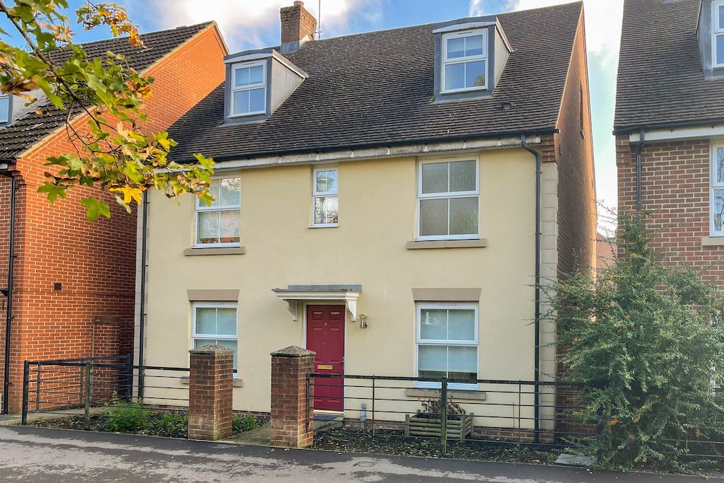 5 bed detached house for sale in Lavinia Walk, Swindon SN25 Zoopla