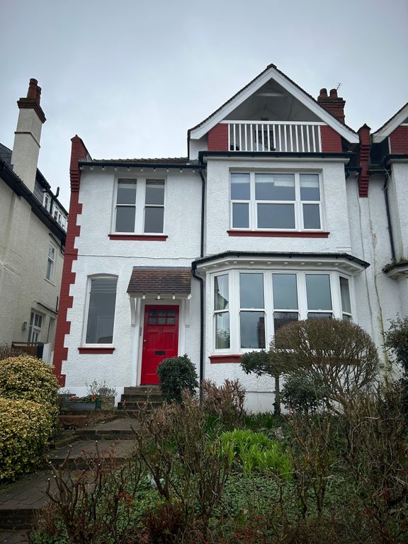 1 bed flat to rent in Creighton Avenue, Muswell Hill N10, £1,495 pcm