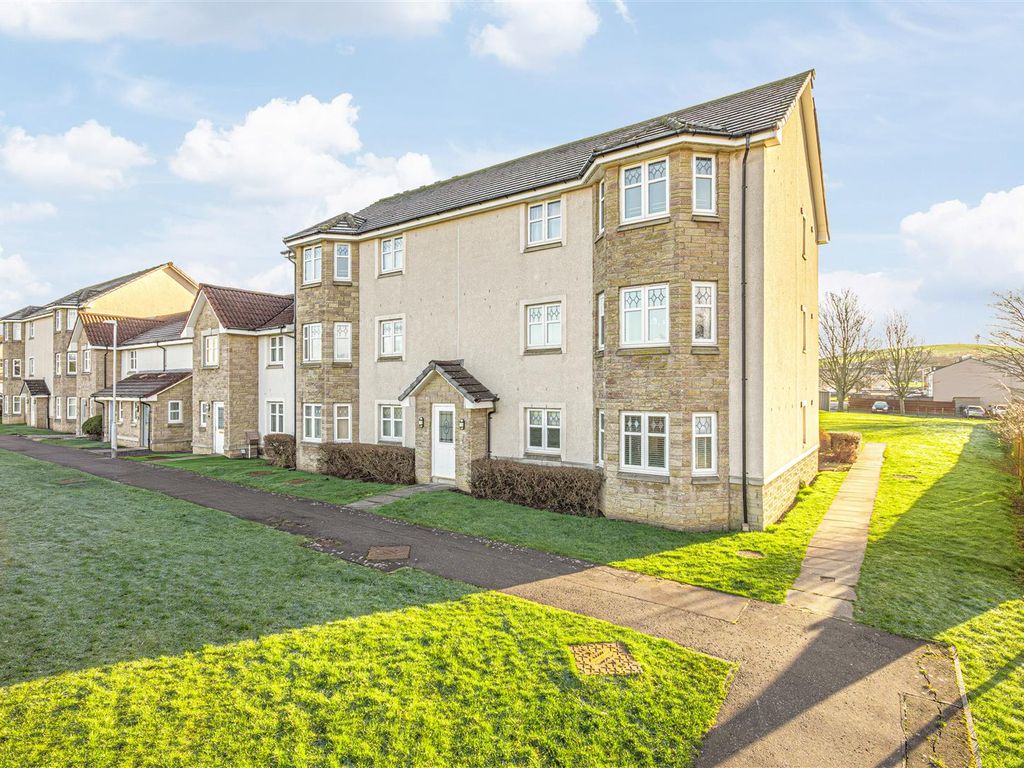 2 bed flat for sale in 30 Peasehill Fauld, Rosyth KY11, £134,950 Zoopla