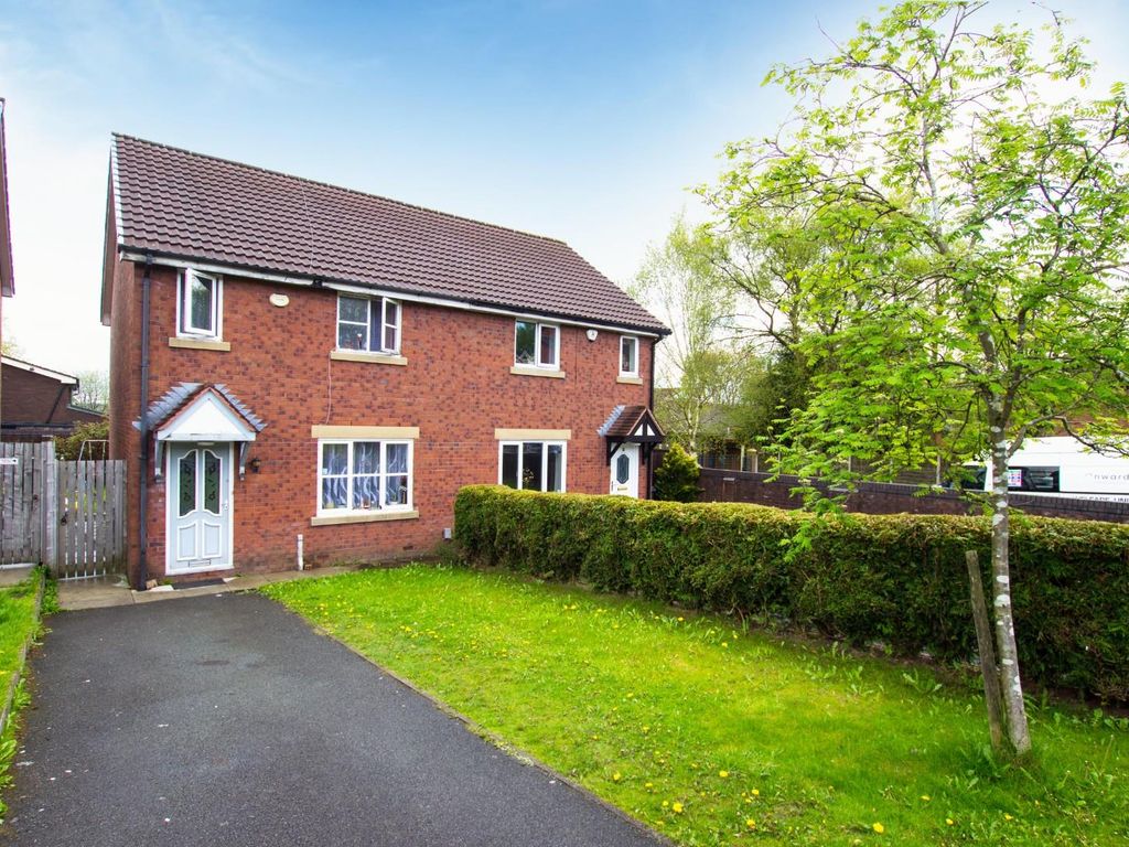 3 bed semidetached house for sale in Juniper Close, Bolton BL1 Zoopla