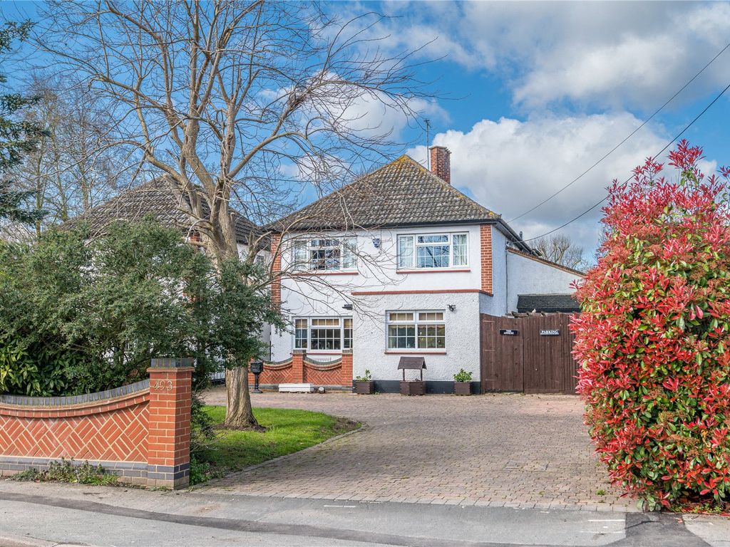 5 bed detached house for sale in Little Wakering Road, Barling Magna